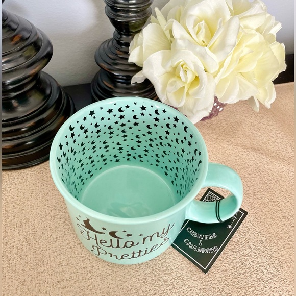 NWT 🧙🏻♀️ HELLO MY PRETTIES Ceramic Mug - Picture 3 of 4